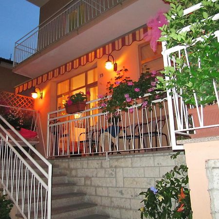 Hotel Villa Elia Ρίμινι Εξωτερικό φωτογραφία