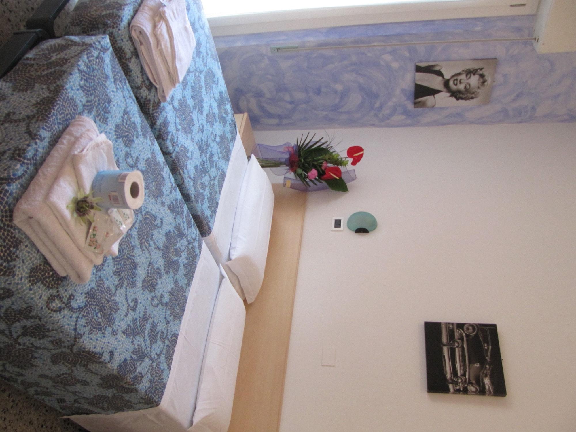 Hotel Villa Elia Ρίμινι Εξωτερικό φωτογραφία