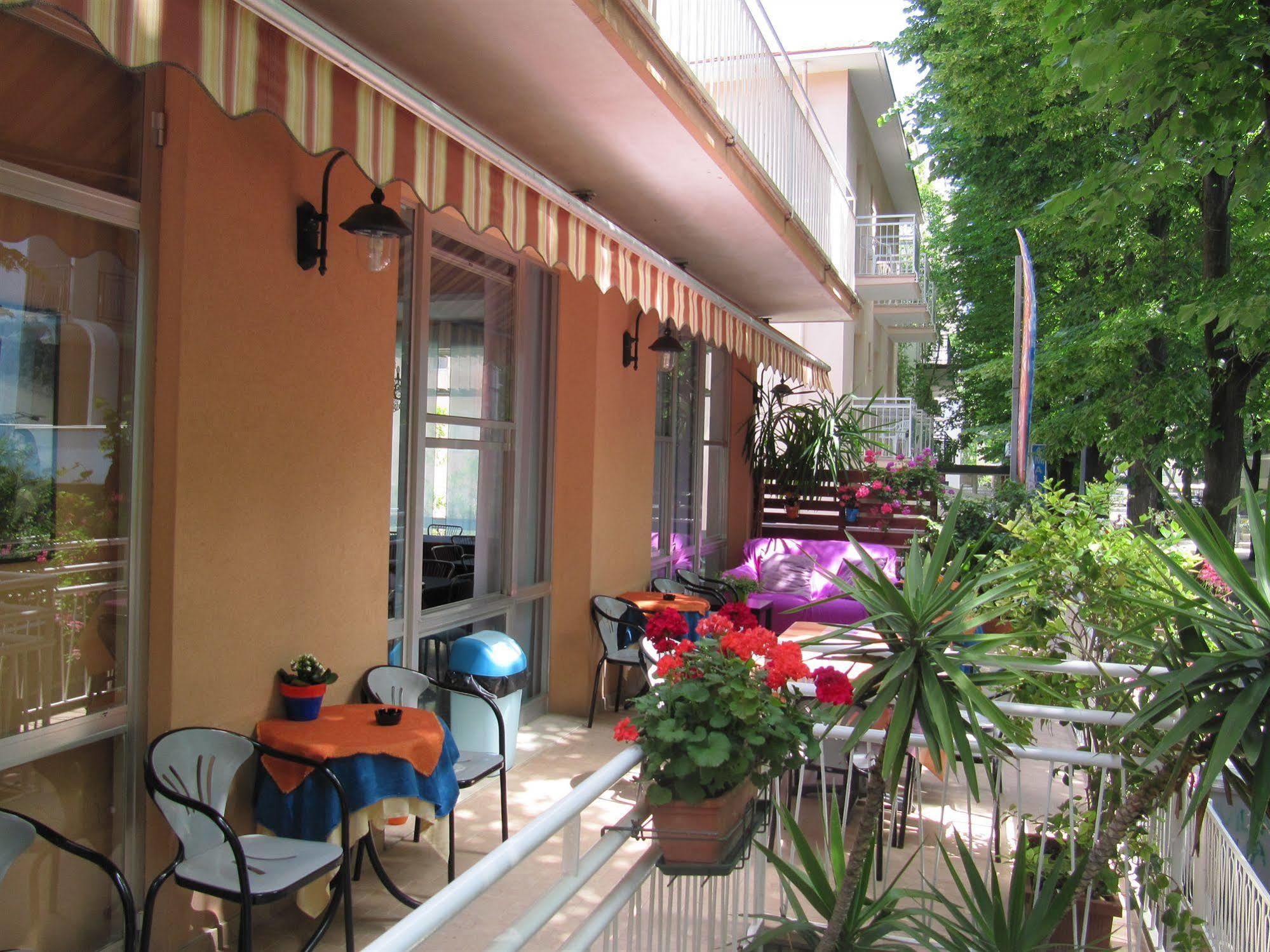 Hotel Villa Elia Ρίμινι Εξωτερικό φωτογραφία